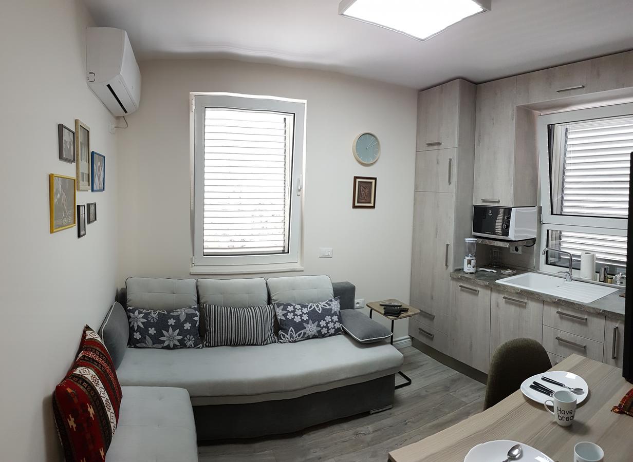 Absolute Blloku Apartment Tirana Exterior foto
